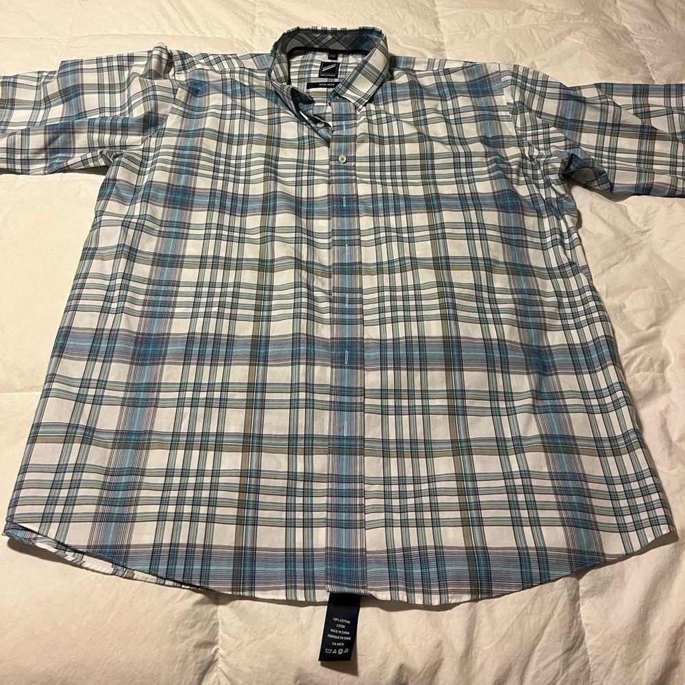 Men’ 2XL Non Iron Long Sleeve Shirt. Made by Hechter. 100% Cotton